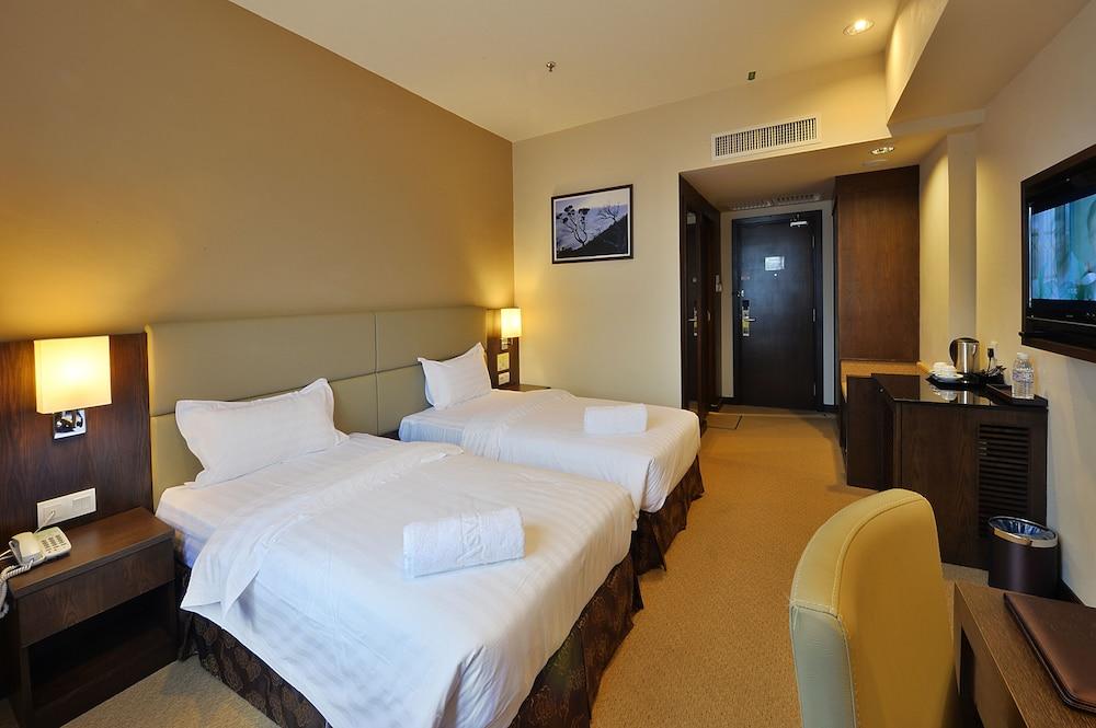Lintas View Hotel Kota Kinabalu Exterior photo