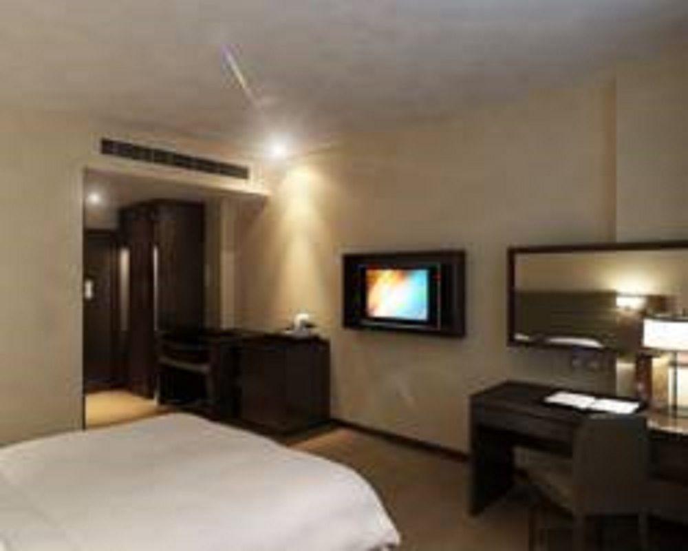 Lintas View Hotel Kota Kinabalu Exterior photo